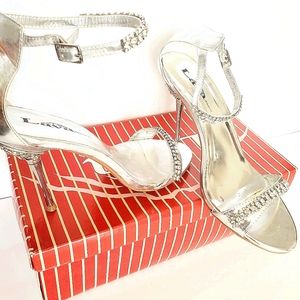 Lava Women's Silver Rhinestone High Heels